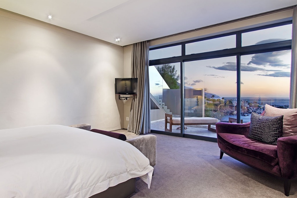 bali-bliss-camps-bay-5cf0e72440e03