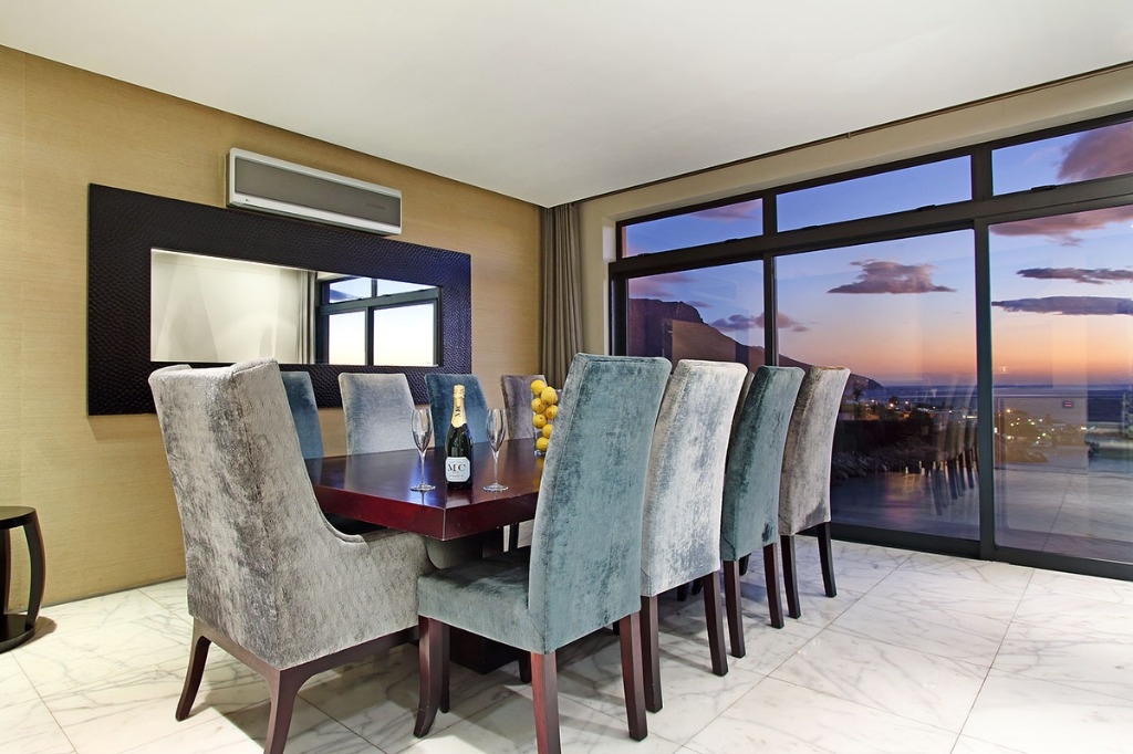bali-bliss-camps-bay-5cf0e7644a83e
