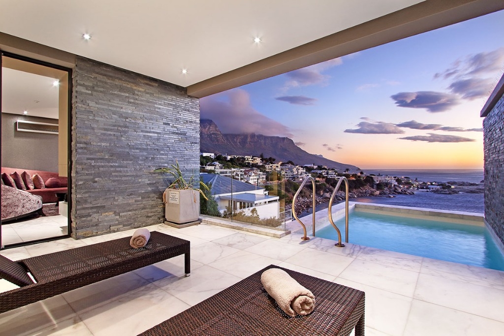 bali-bliss-camps-bay-5cf0e766779b6