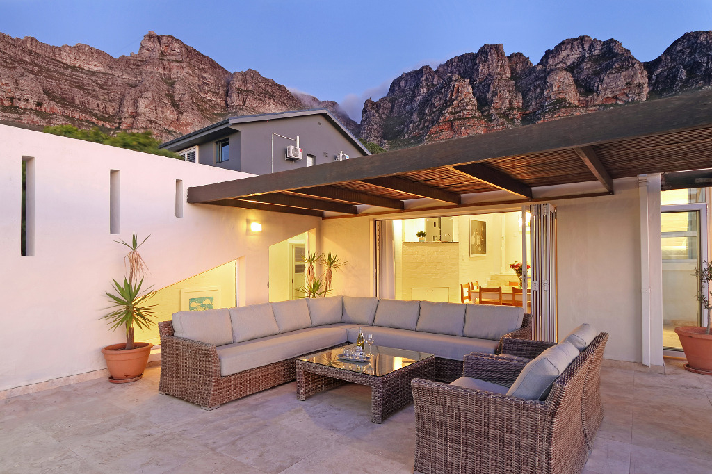 bella-riposa-camps-bay-5ddd02b903baa