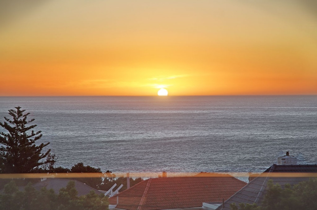 belmondo-camps-bay-5cf0f5c1c9356