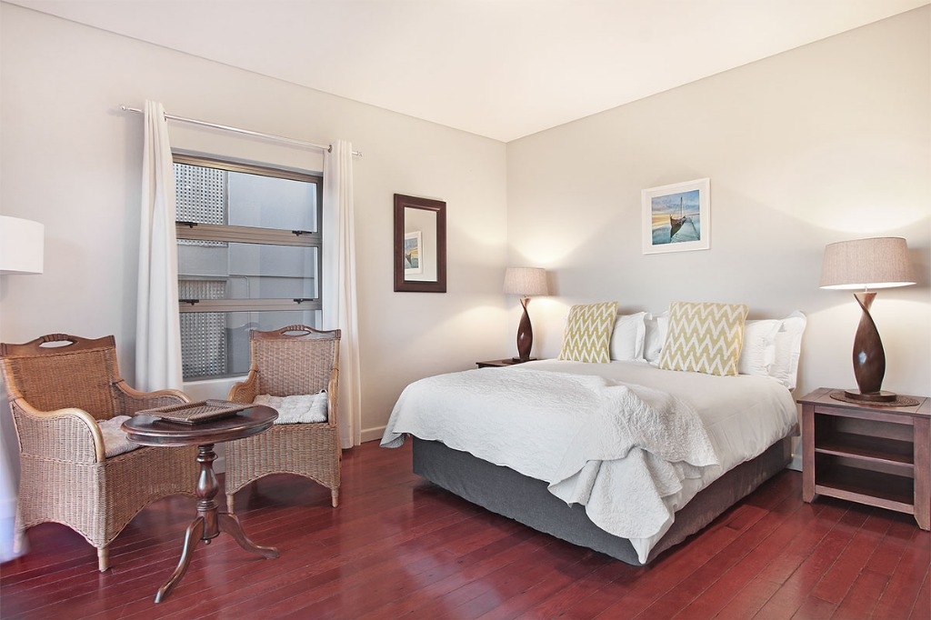 belmondo-camps-bay-5cf0f5c6e0b7f