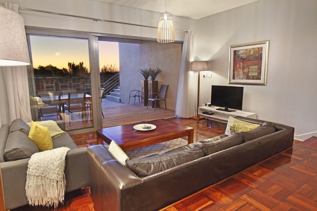 belmondo-camps-bay-5cf0f601b2671