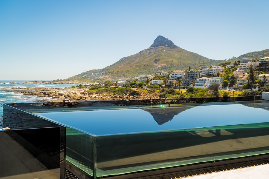 Ebb Tide Luxury Apartment in Camps Bay10