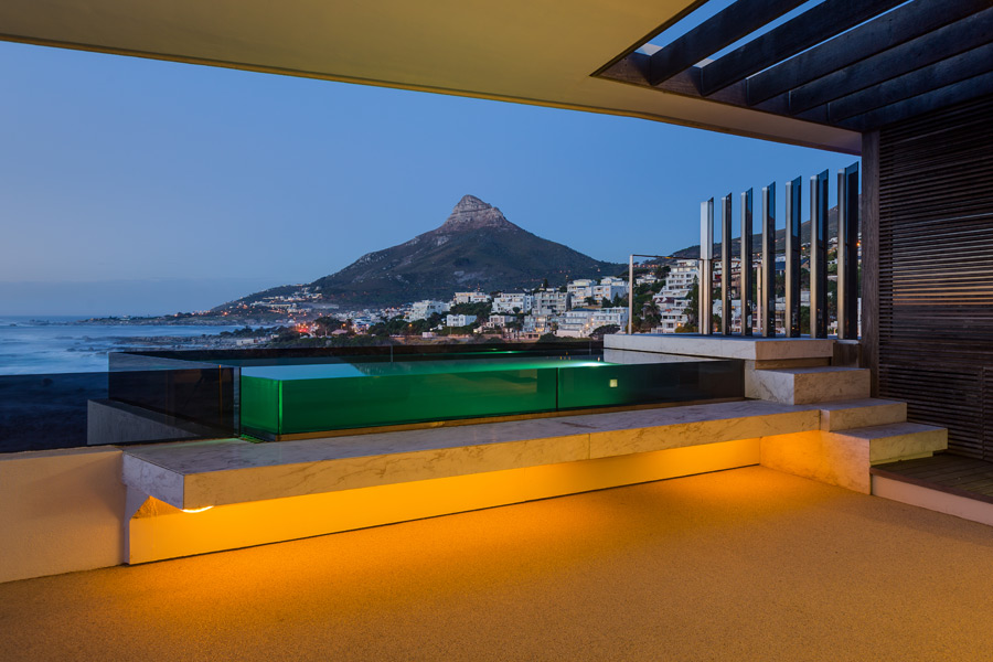 Ebb Tide Luxury Apartment in Camps Bay5