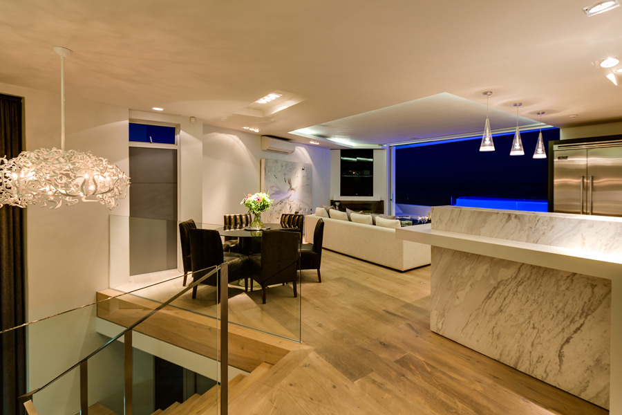 Ebb Tide Luxury Apartment in Camps Bay9